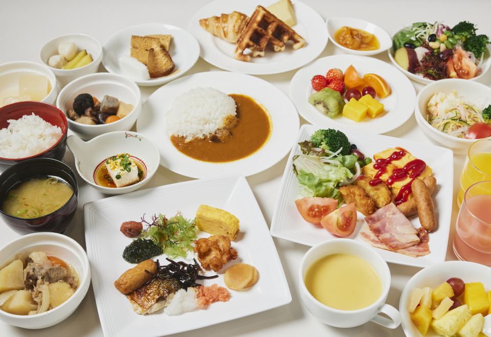 4. 솔라리아 니시테..