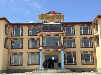 Yunge Hotel Hotels near Waqie Talin