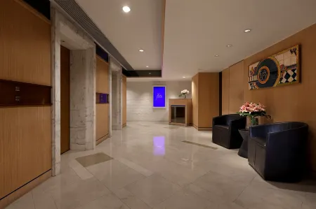 Hotel Royal Отели рядом с достопримечательностью «Центральная библиотека Макао»