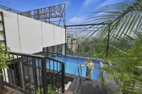 22Land Residence Hotel & Spa Hanoi - สระว่ายน้ำบนดาดฟ้า