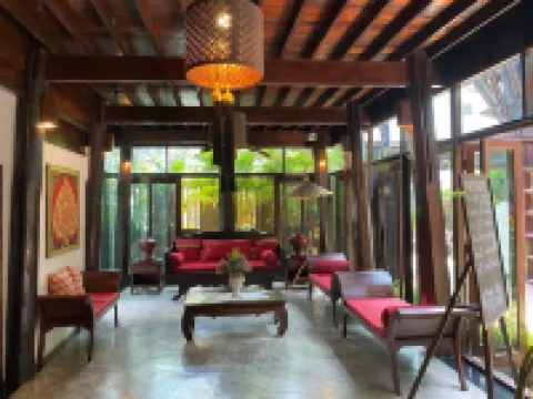 揚塔拉斯里度假村