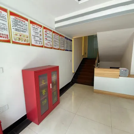 Xinlong Hotel
