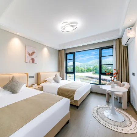 Zhujiajian Lanse Coast Homestay