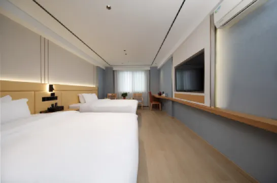 江陰白雲酒店（江陰體育中心店） 鄰近黃山炮台的酒店