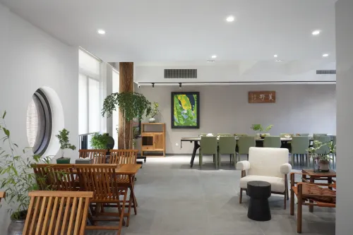 Zhengding Jiaoye Art Homestay