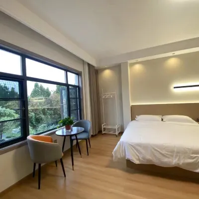 Wenchen Hotel (White Horse Temple) Hotel dekat Baima Temple