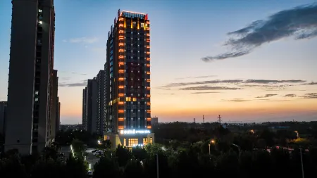 Spring Seal Отели рядом с достопримечательностью «Tengzhoushi Shimin Park»