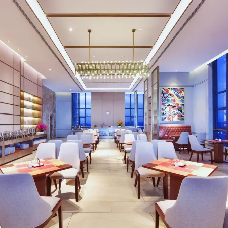 Vienna International Hotel (Dongxing Port)