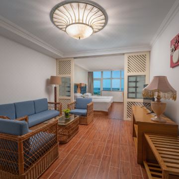 三亚华源温泉海景度假酒店（三亚湾）外景图