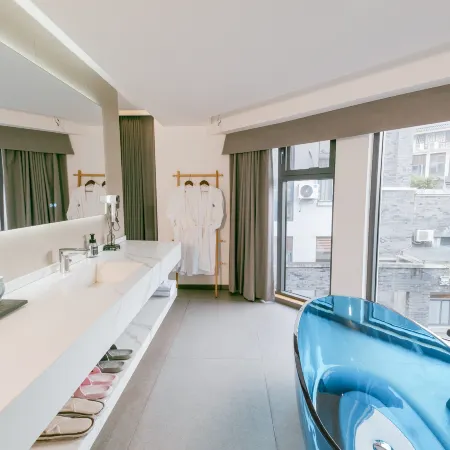 One night hotel (Leshan High speed Railway Station) Hotels in Leshan