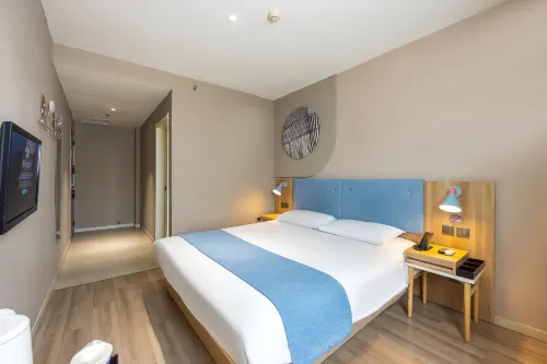 Jiufeng Holiday Hotel (Jiuzhaigou Scenic Area Visitor Center Branch)