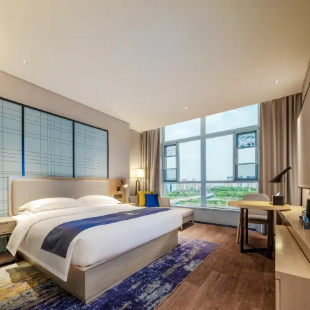 Echarm Hotel (Huangshi Daye High-speed Railway Station Bund Capital)