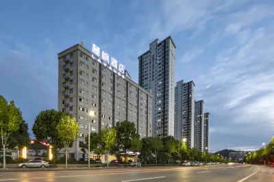 Lavande Hotel Shiyan Dongfeng Avenue Airport Hotel a Wudang Mountains Airport Business District