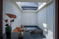 Mubai Jingshe Hot Spring Resort Homestay (Xinzhou Ancient City) - Romantisk