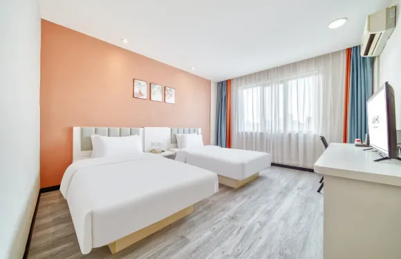 雲崢酒店公寓（紹興東站上百萬和城店）