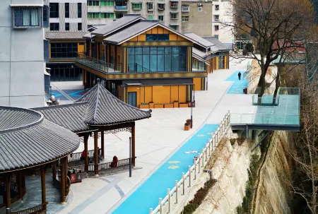 Tongyin Hotel Отели рядом с достопримечательностью «Bao'en Temple, Pingwu»