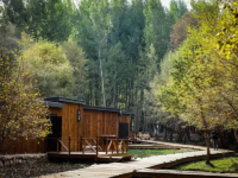 VALLEY CAMP Hotels in Xinyuan