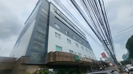 DG GRAMI HOTEL