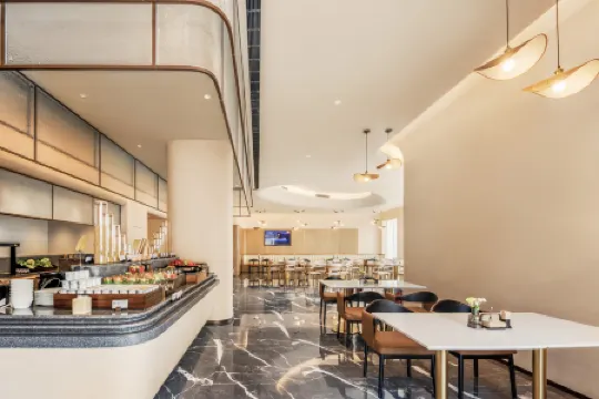 Gangduola Atour Hotel in downtown Kaili