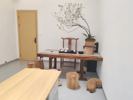 Qingsu Jianju Отели в г. Хечжан