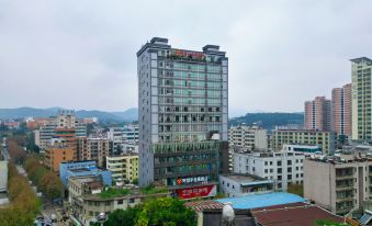 Afuer chain hotel