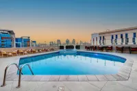 Howard Johnson Plaza by Wyndham Dubai Deira - Rooftop Pools