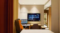 Jingfang E-Sports Hotel (University of Ningbo Subway Station)
