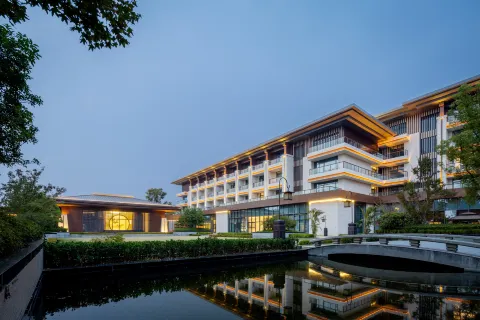Yishui Grand Hotel