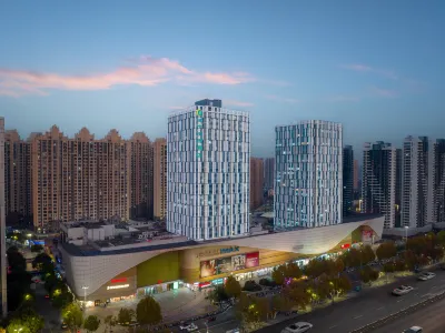 City Comfort Inn Hotel (Jingzhou Ancient City Wanda Plaza) Hotel in zona Yangtze University Higher Vocational Department (Jiangjin Teaching Area)