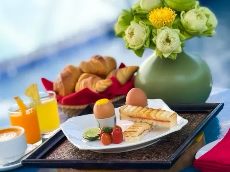 VPlus Hotel Отели в г. Сием-Рип