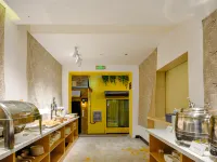 Xuexiang Xueyu Mountain Residence Hotel