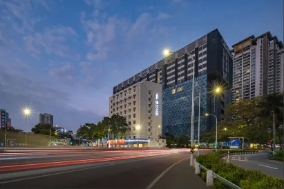 Jinjiang (Zhuhai Xiangzhou Qinglv Middle Road Grand Theatre)