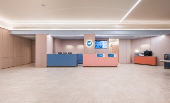 HanTing Hotel (Xi'an Tangdu Hospital Fangzhicheng Subway Station)