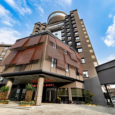 LZ Hotel