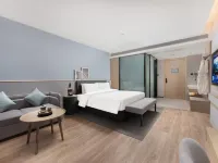 Country Inn & Suites by Radisson Hotel (Jiashan Gaotie Nanzhan) - balcony