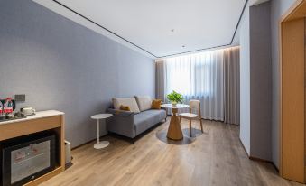 Yilong Anyue Hotel