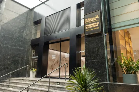 Maxx Phnom Penh Downtown (By H World) Отели рядом с достопримечательностью «Статуя короля отца Нородома Сиханука»