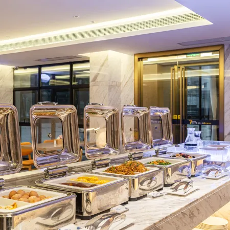 7Days Premium Hotel (Boluo Yuanzhou Town)