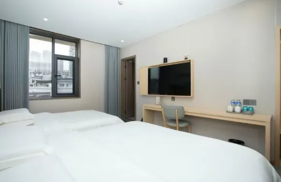 重慶朵蘭大酒店（黔江汽車南站店）