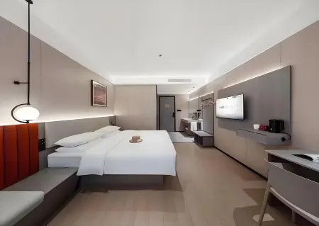 Shankee Chain Hotel (Luhe) Отели рядом с достопримечательностью «Zumiao Temple»