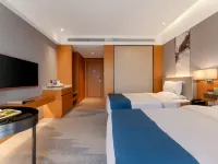 Puyang Fuli Hotel (Wanjia 360 Plaza Branch, Changqing Middle Road) Hotel di Puyang