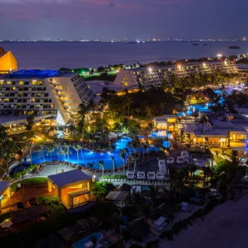 The Pyramid Cancun by Oasis - All Inclusive