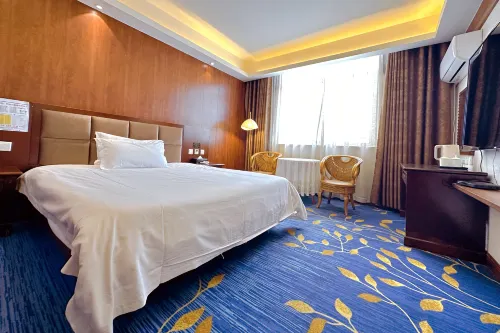 Longwan Hot Spring Hotel - Pools