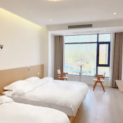 Huawenwan Hotel (Baima Temple Scenic Area) Hotel dekat Baima Temple