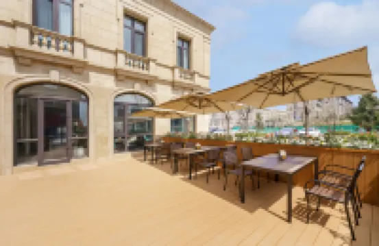 XANA Deluxe Liaoning Provincial Museum Taoxian International Airport Branch Hôtels à proximité de : Fushun Museum