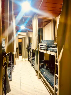 Apatuxay Vientiane Hotel & Apartment