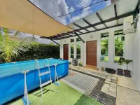 Tepak Nusuk Private Pool Homestay 5 Bedrooms 4 Bathrooms Hotels in Pendek