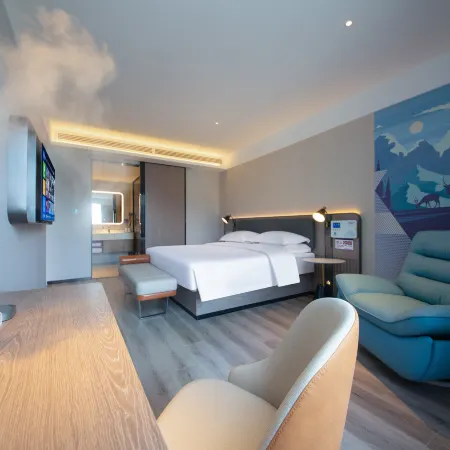 Echarm Hotel (Lhasa Municipal Government Tibet University)