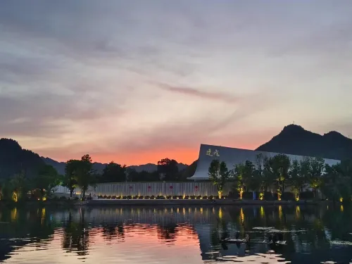 Louyuan Homestay (Border City Chatong Scenic Area)