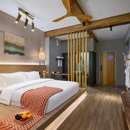 Zen-Inspired Hot Spring Spa - Ten Directions and Three Courtyards